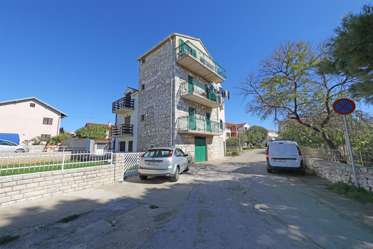 Apartments Anita Srima Exterior photo